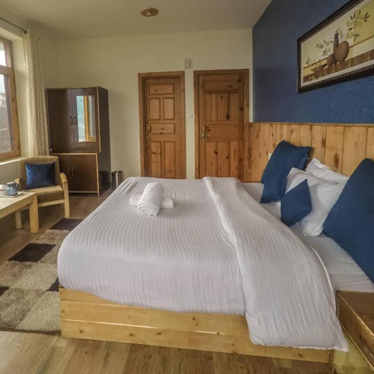 Hotel Himalayan Woods Manali (Himachal Pradesh)