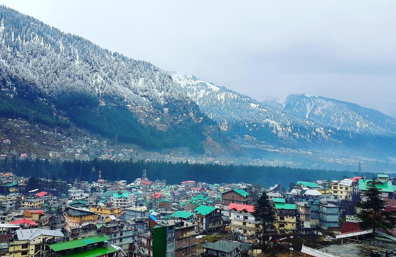 Hotel Himalayan Woods