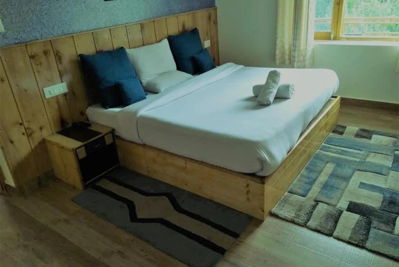Himalayan Woods Hotel